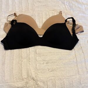 NWOT Victoria's Secret Black and Tan Bras T-shirt Converting Straps